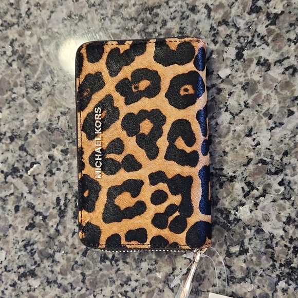 MK wallet - Picture 1 of 6